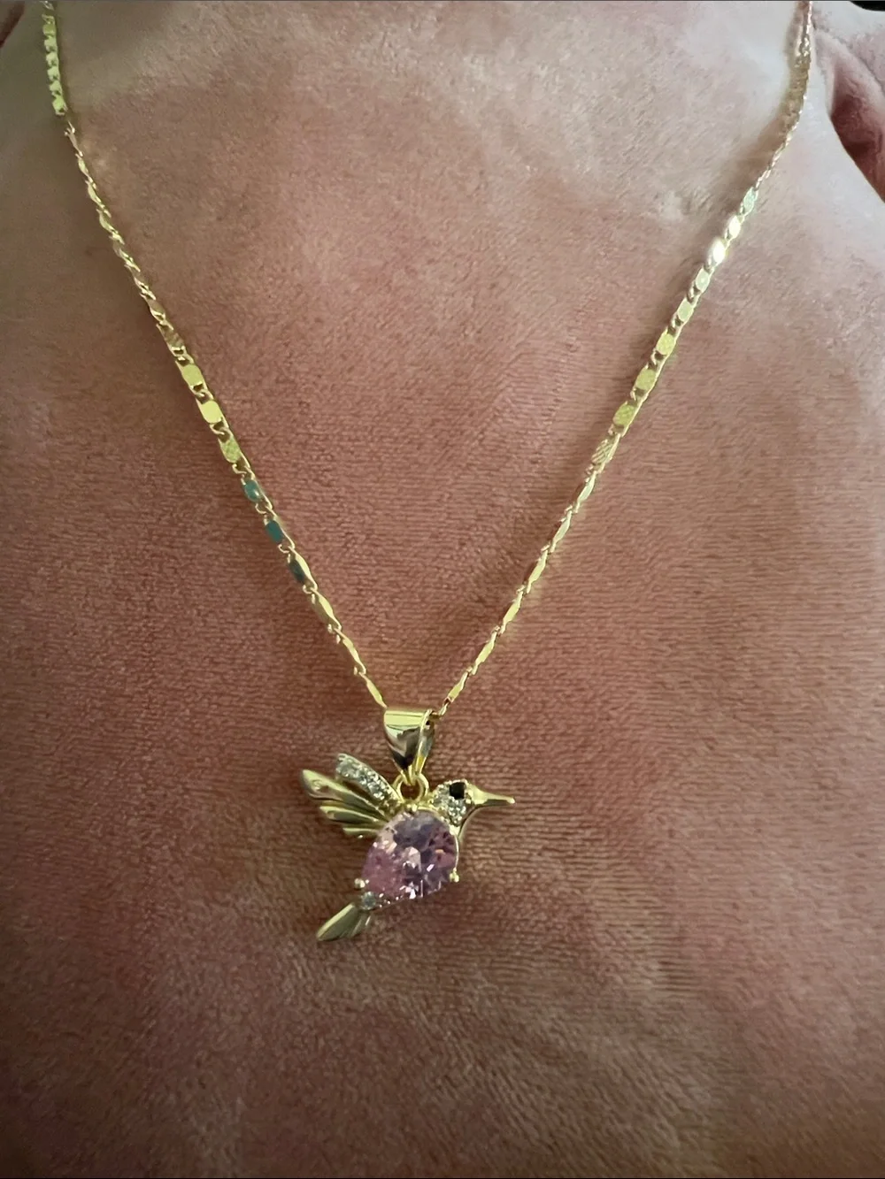 Premier Designs Gold Hummingbird Necklace with Pink Crystal - Picture 2 of 4